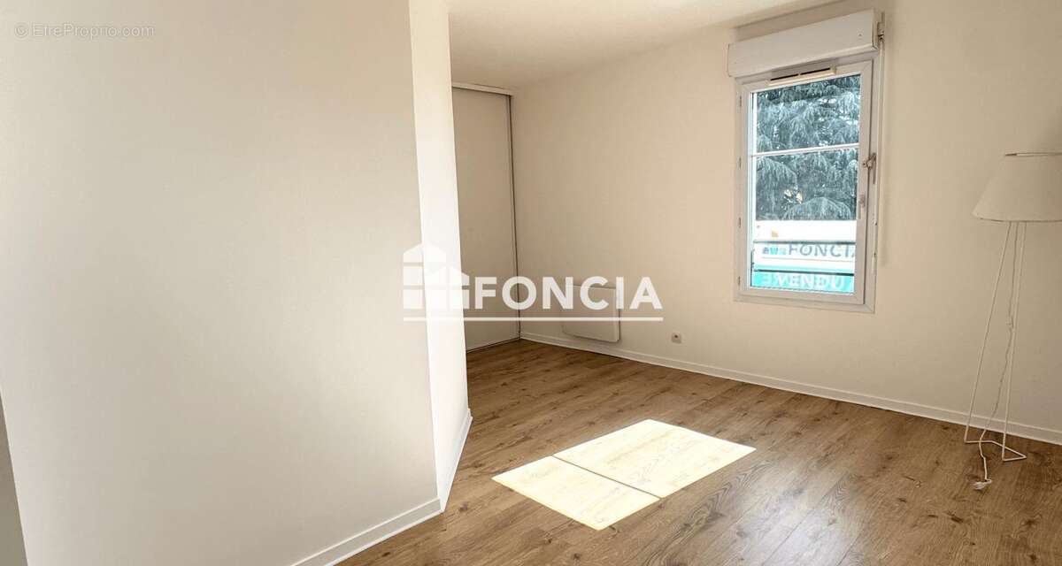 Appartement à MORANGIS