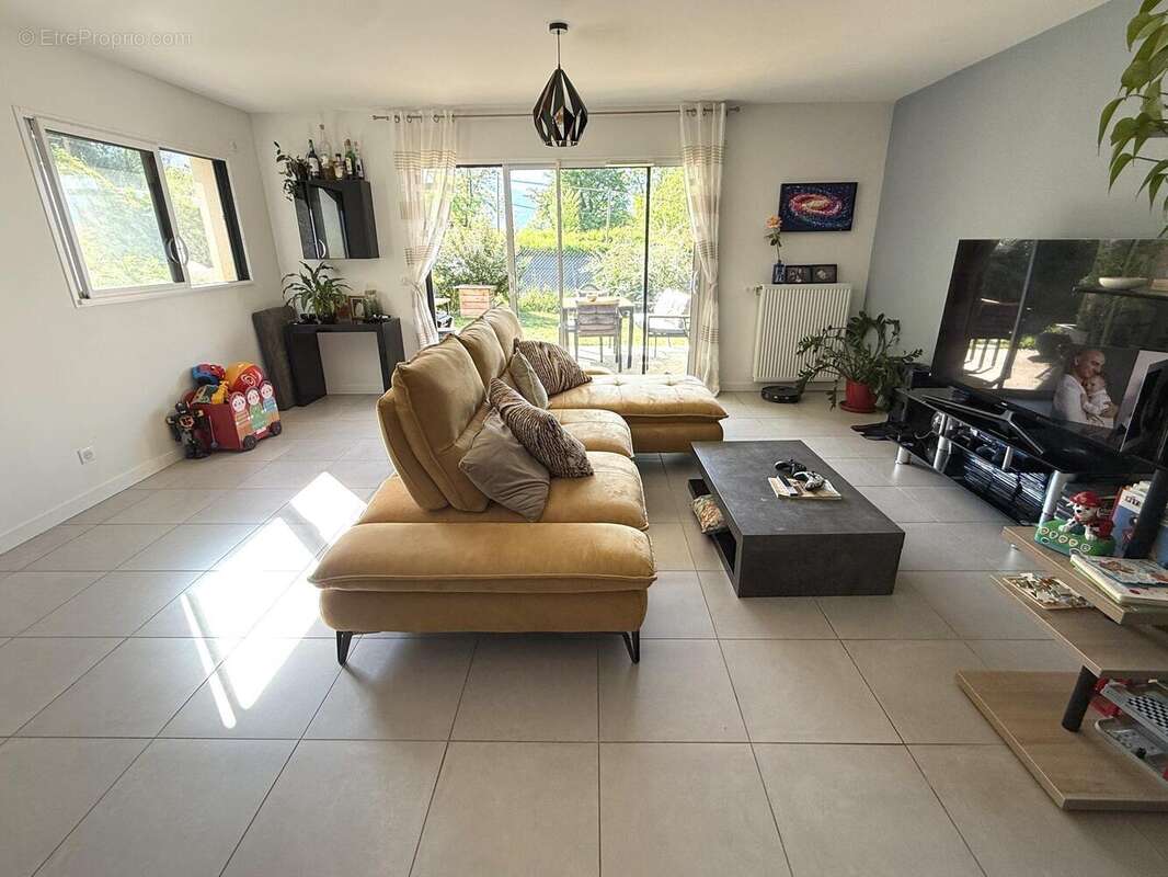 Appartement à MONTBONNOT-SAINT-MARTIN