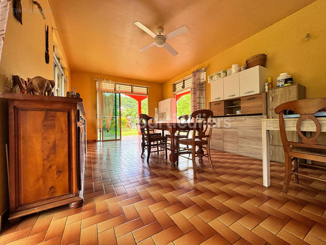 Maison à MORNE-A-L'EAU