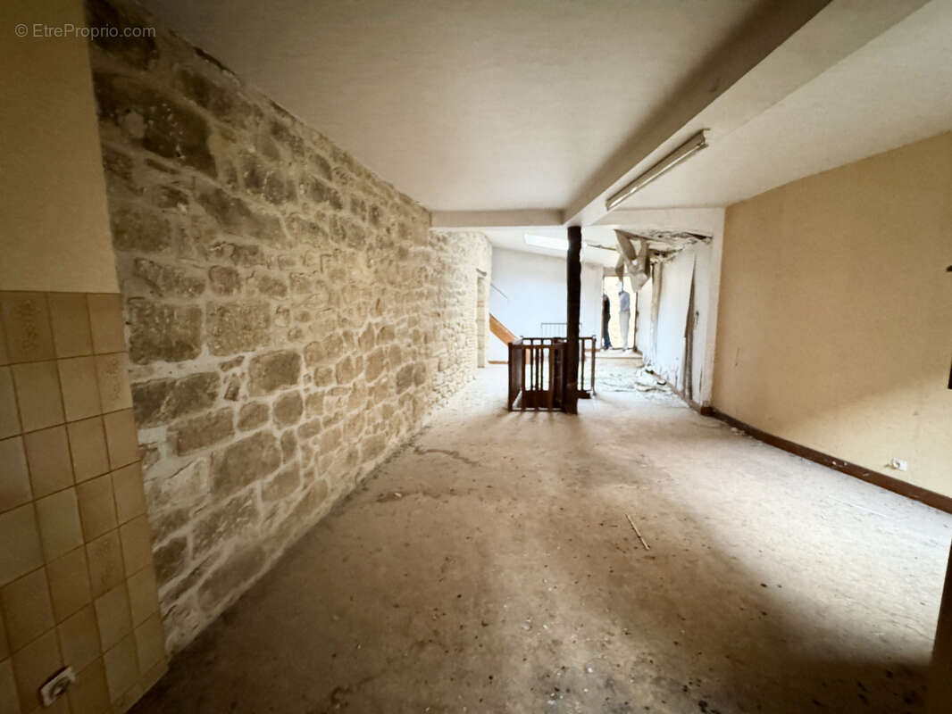 SOUS OFFRE ACCEPTEE -- Immeuble au coeur de St Cyprien en Périgord _ EXCLUSIVITE Stephane Gounet - photo 10