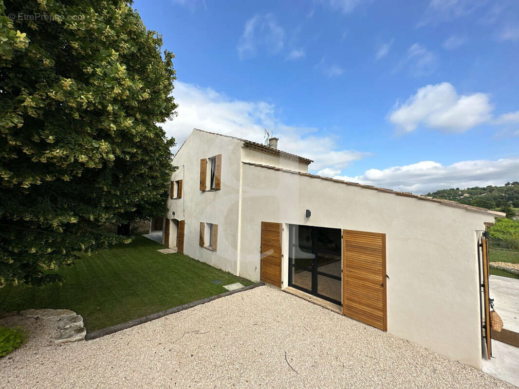 Maison à VAISON-LA-ROMAINE