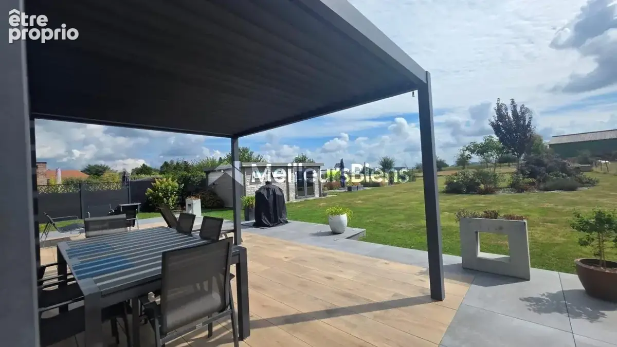 Maison familiale avec terrasse pergola et garage à Estreux - photo 16