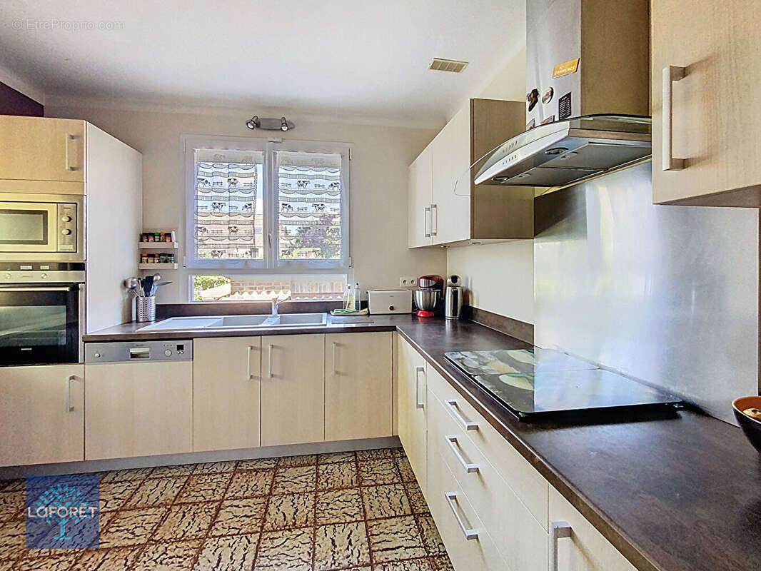 Maison à LEUVILLE-SUR-ORGE