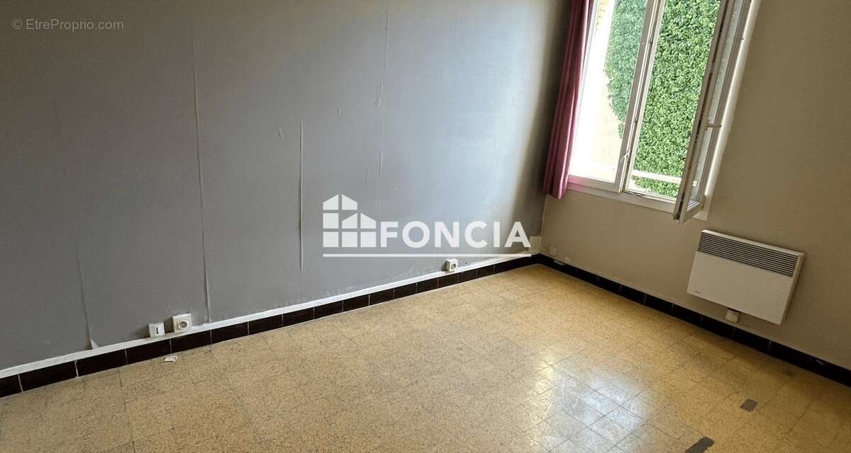 Appartement à MARSEILLE-8E