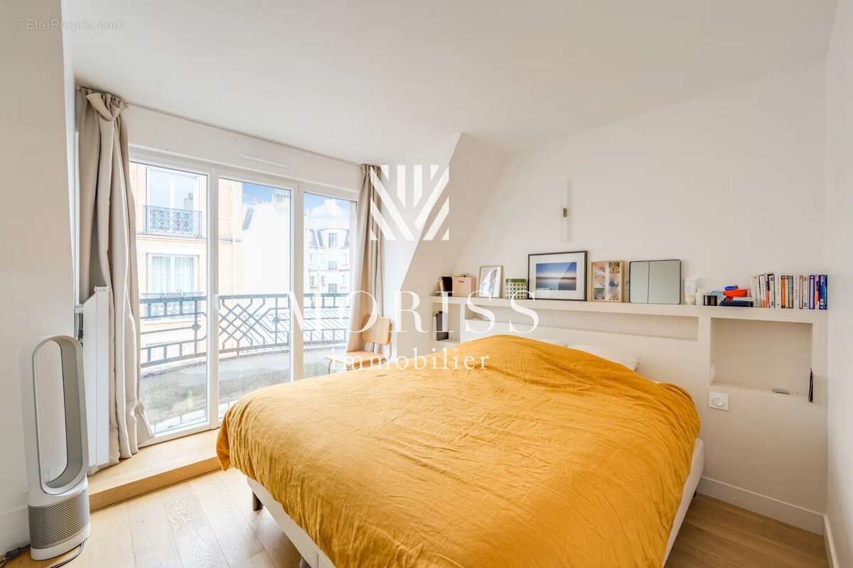 Appartement à PARIS-18E