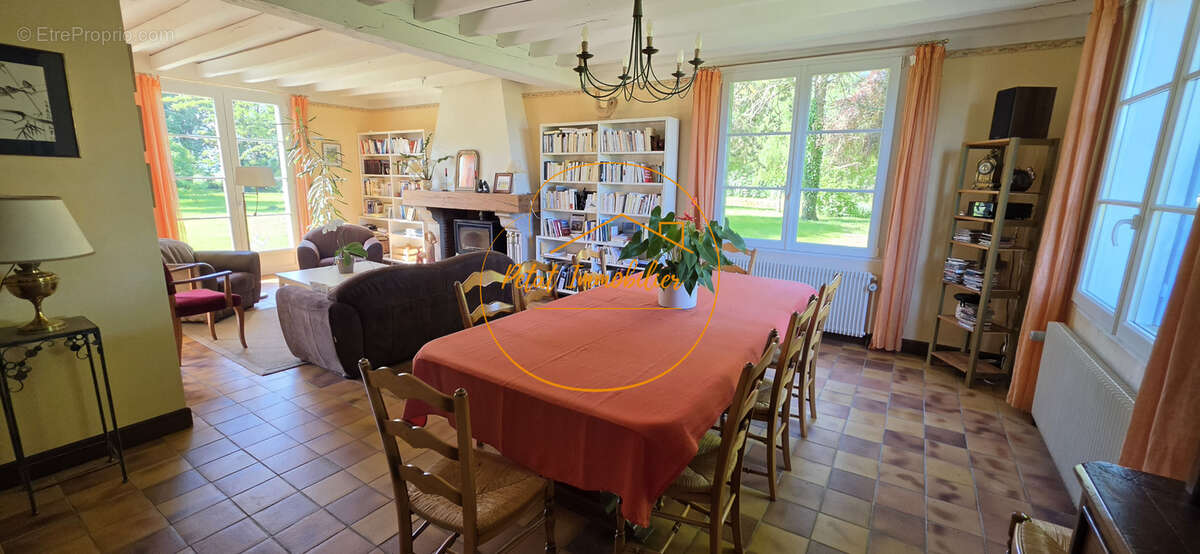 Maison à VILLERMAIN
