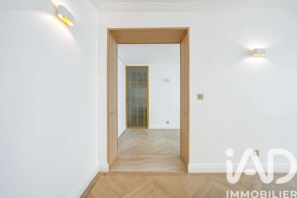 Photo 5 - Appartement à PARIS-7E