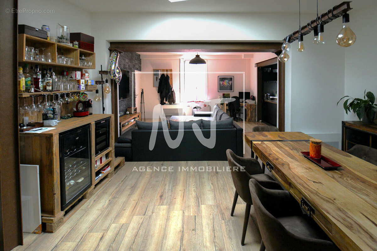 Appartement à TRELAZE