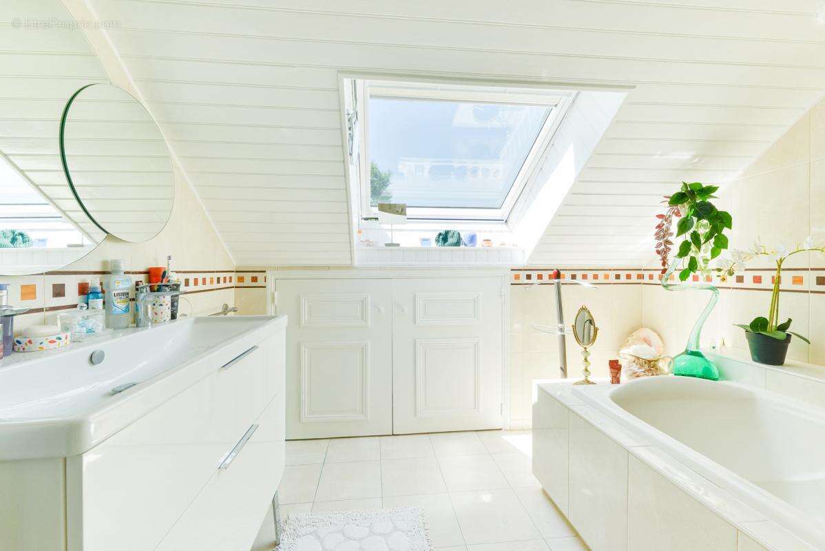Maison 6p de 140 m² - Orvault - Le Bois Raguenet - photo 8