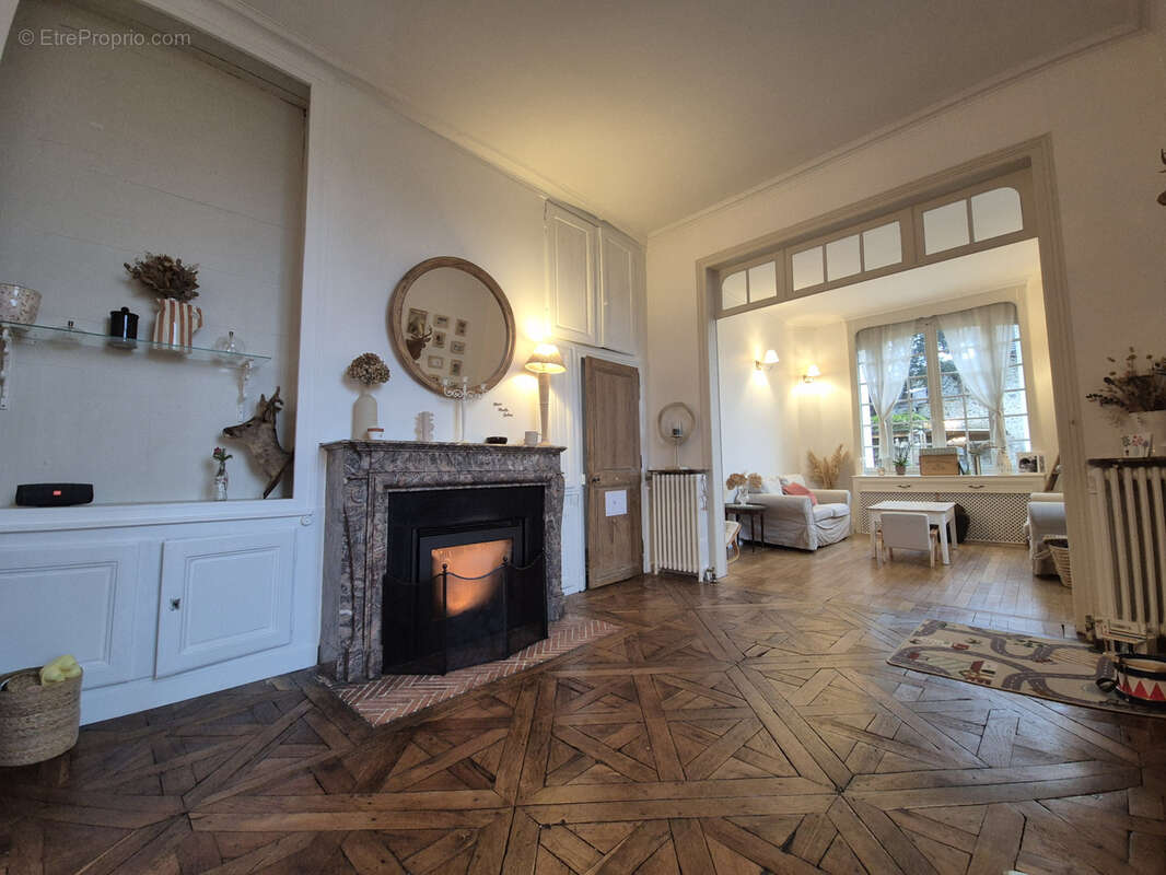 Maison à SABLE-SUR-SARTHE