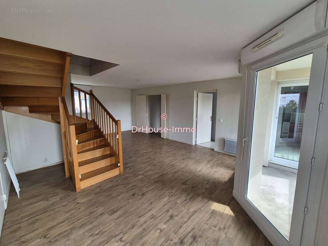 Appartement à LES MUREAUX