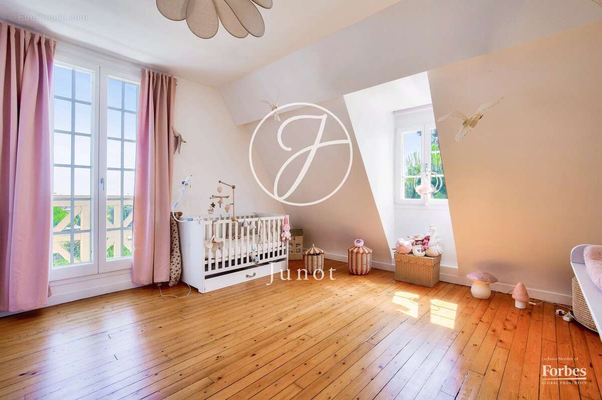 Maison à SEVRES