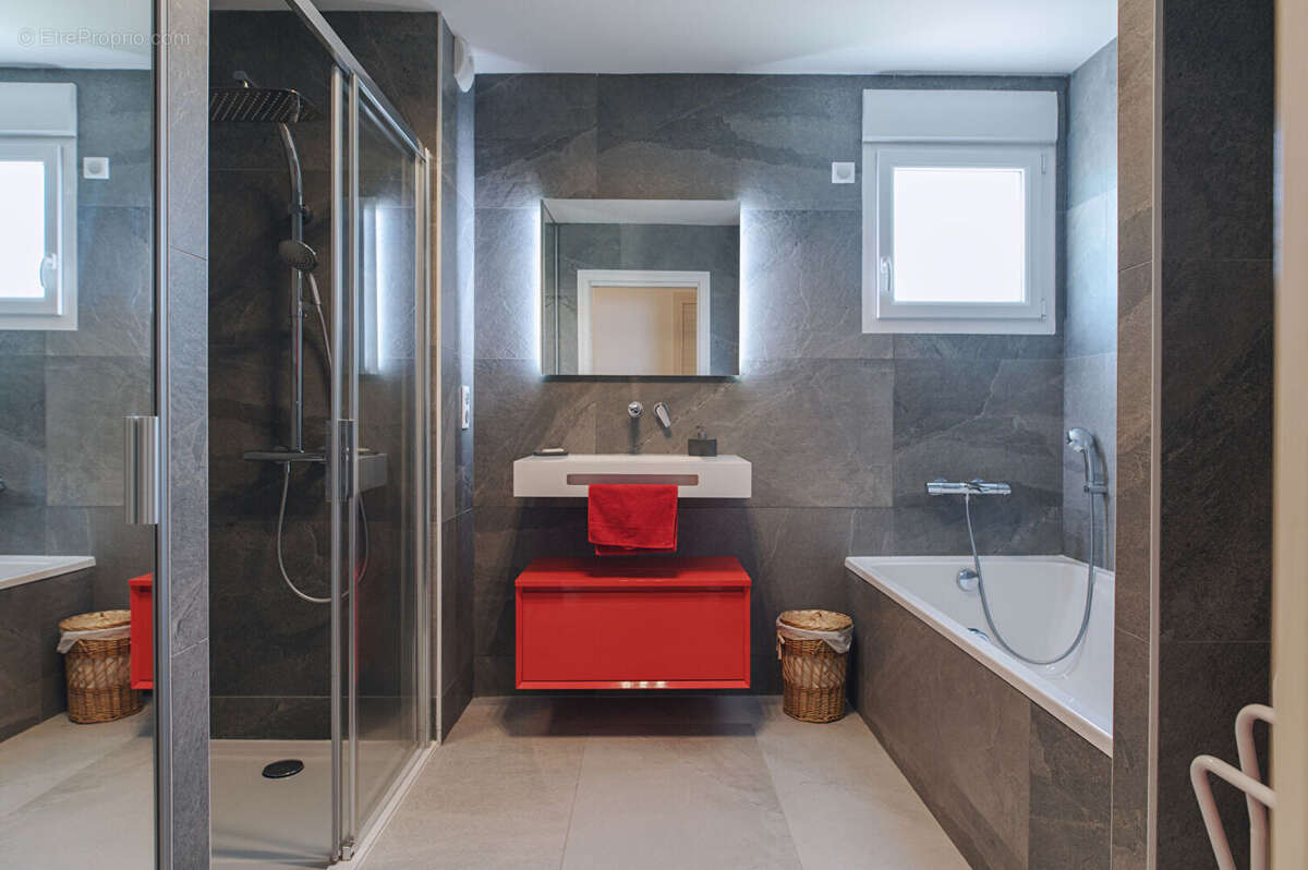 Appartement à SAINT-JEAN-DE-VEDAS