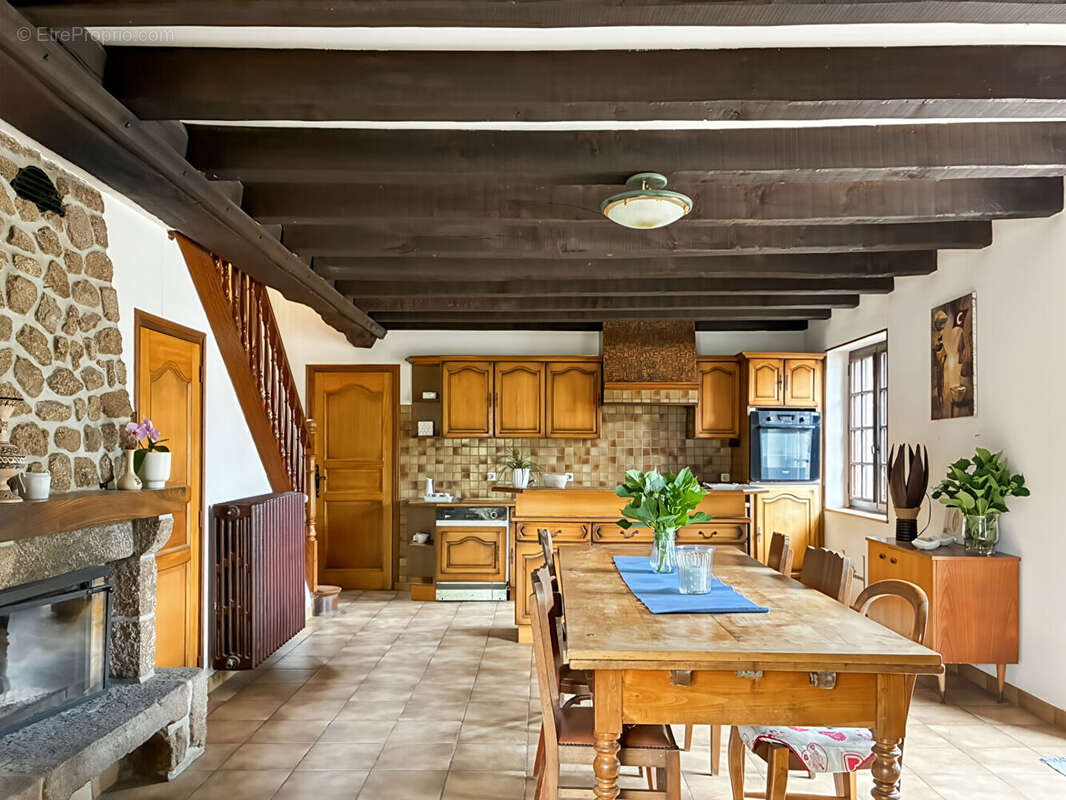 Maison à SAINT-JEAN-SUR-COUESNON