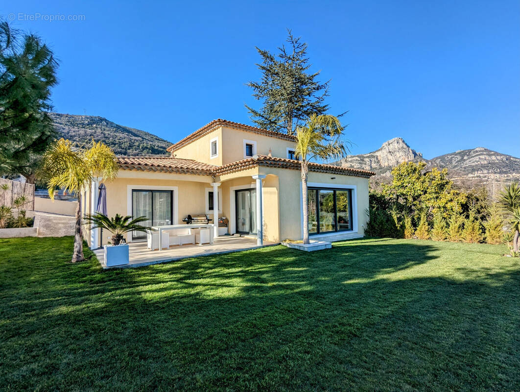 Maison à VENCE