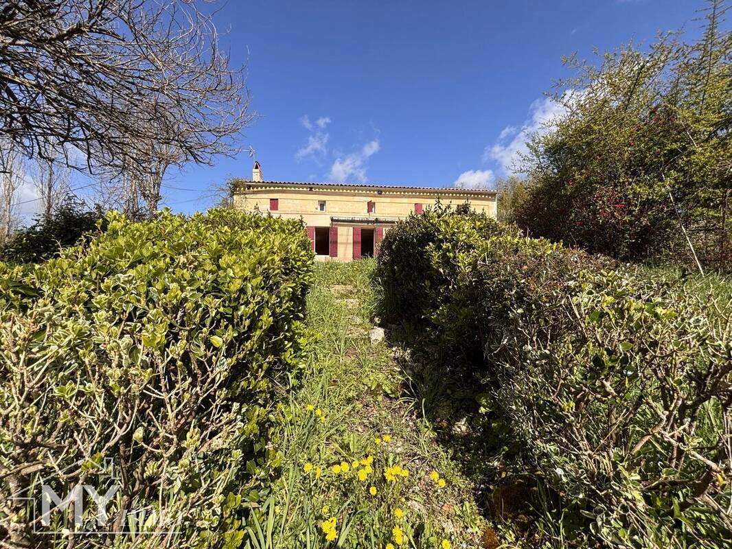 Maison à MONTPEYROUX