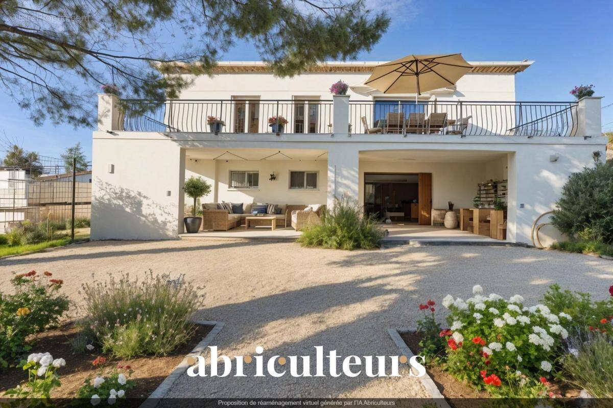 Maison à EGUILLES
