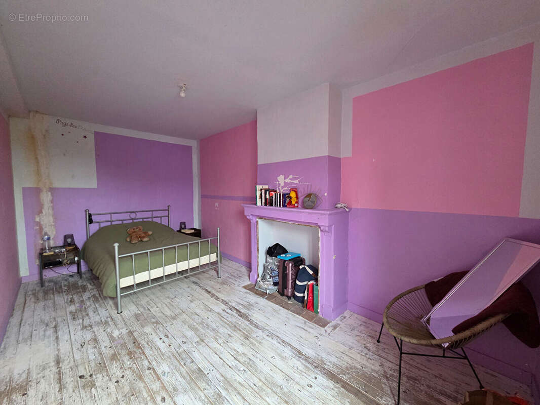 Maison à VERNIE
