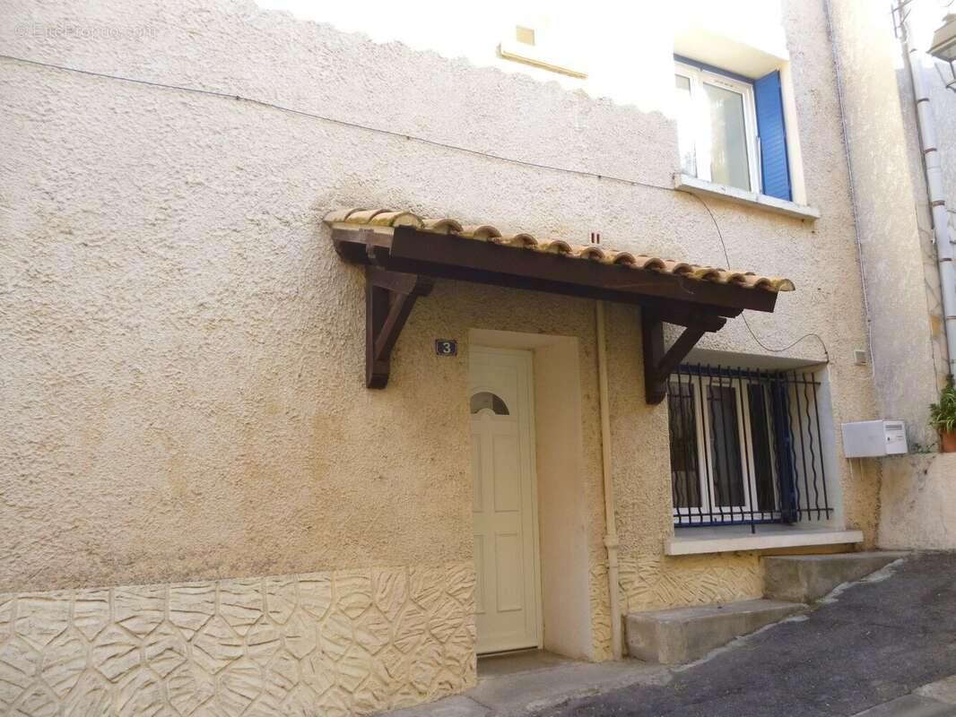 Maison à CORNEILHAN