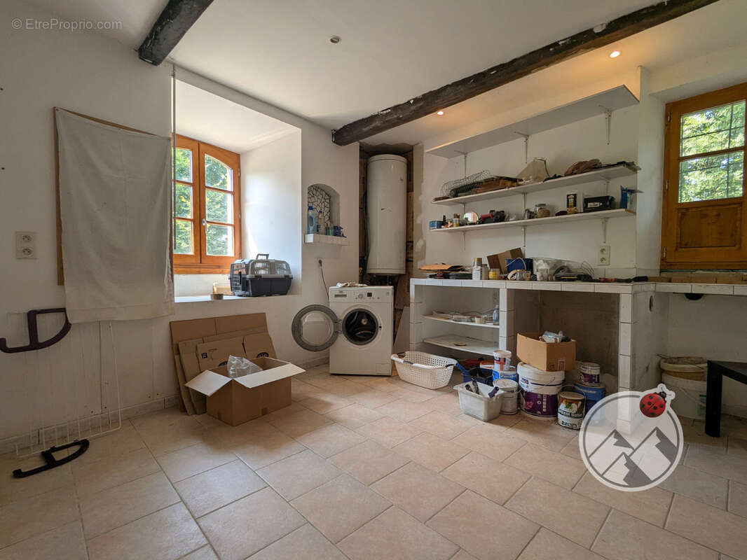 Bigourdane du XVIIIe · Entre Lourdes et Argelès-Gazost · 3 chambres · Terrain 985 m2 · Fort potentiel - photo 15