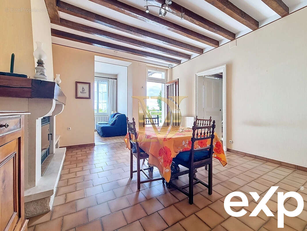 Maison à CHENONCEAUX