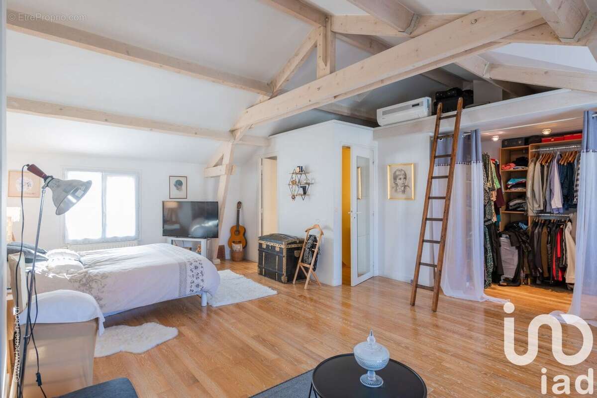 Photo 8 - Maison à MONTROUGE