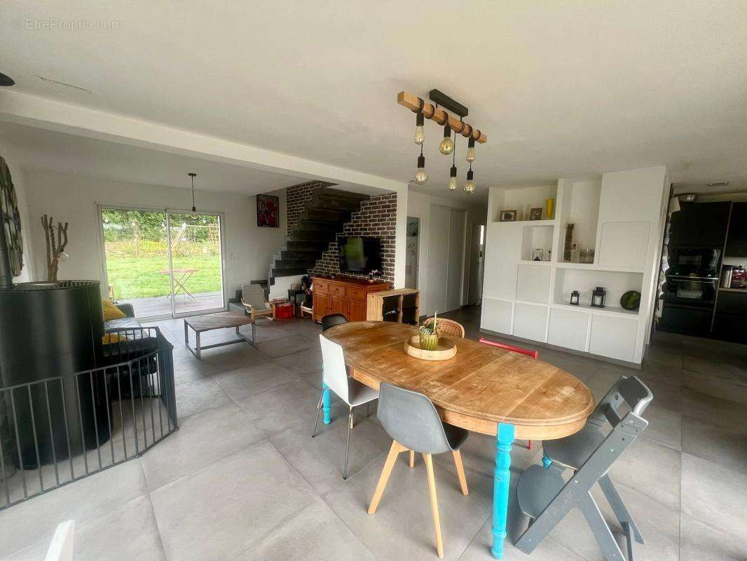 Maison à LA TURBALLE