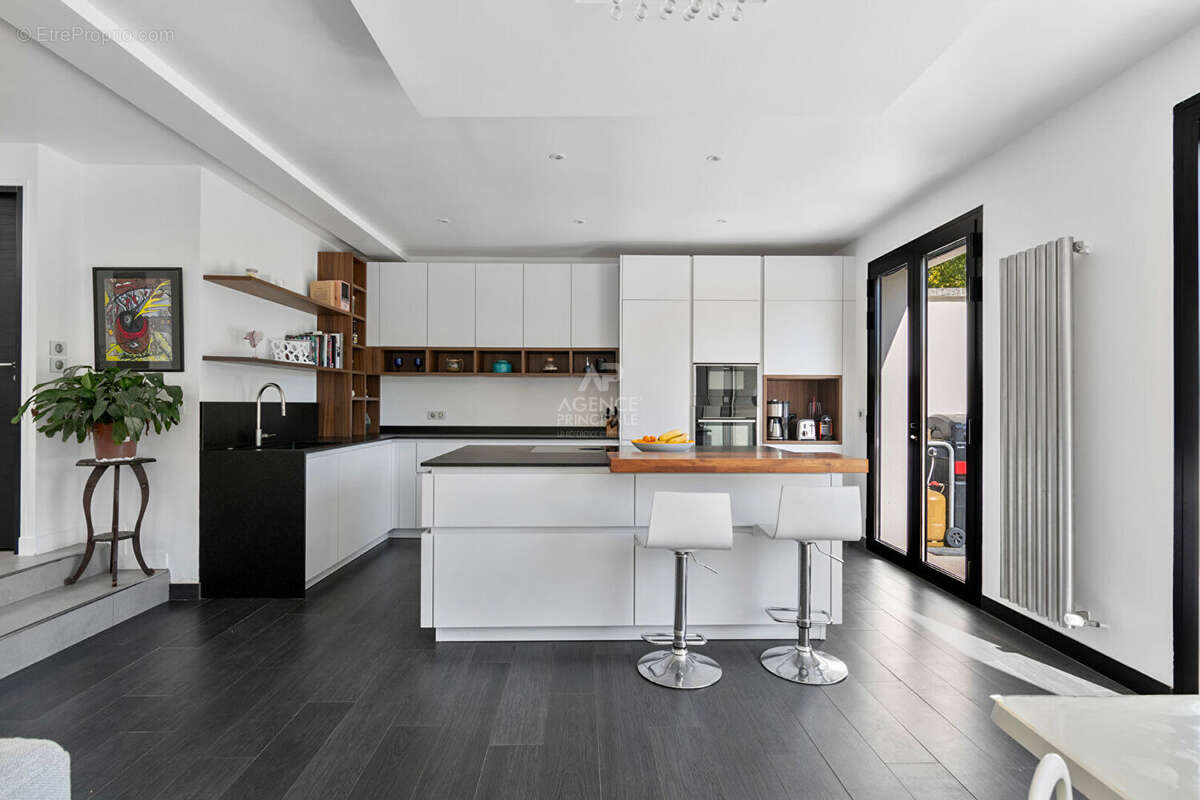 Maison à SAINT-GERMAIN-EN-LAYE