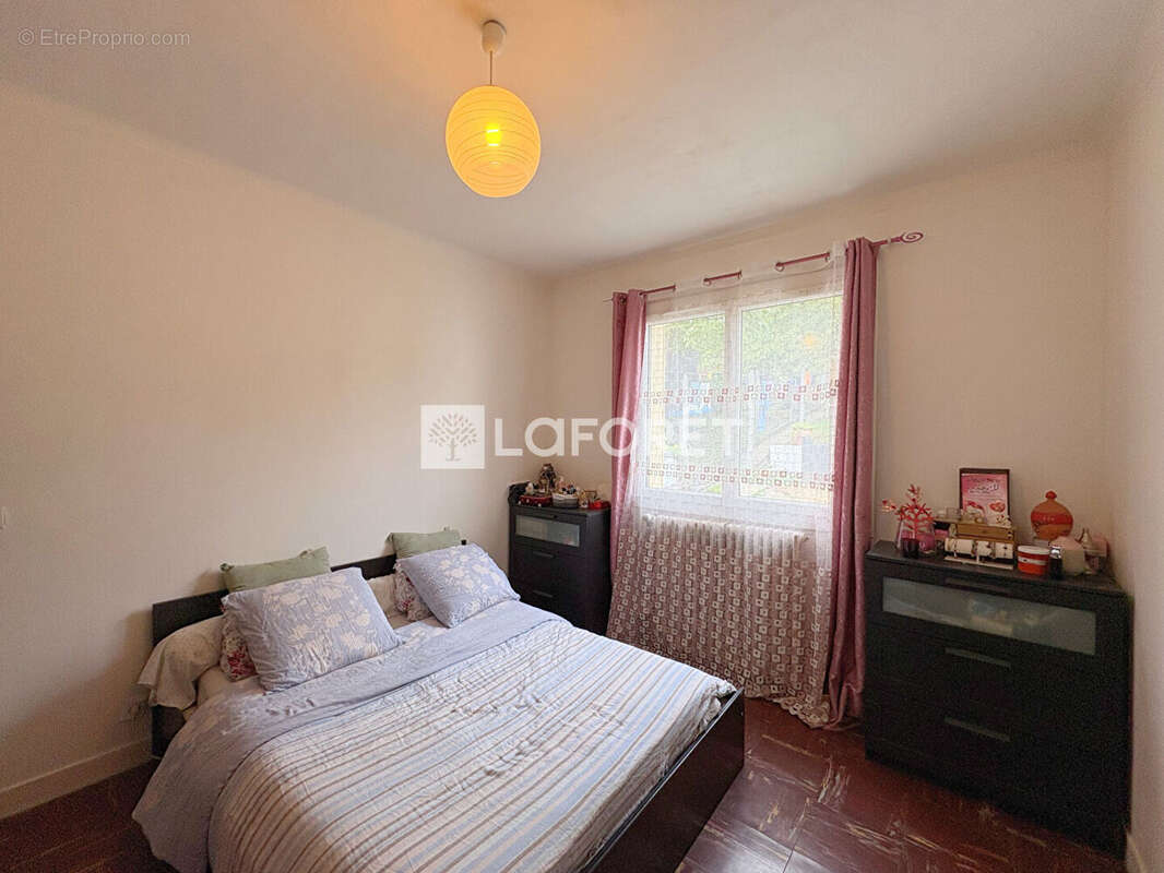 Maison à SAVIGNY-SUR-ORGE