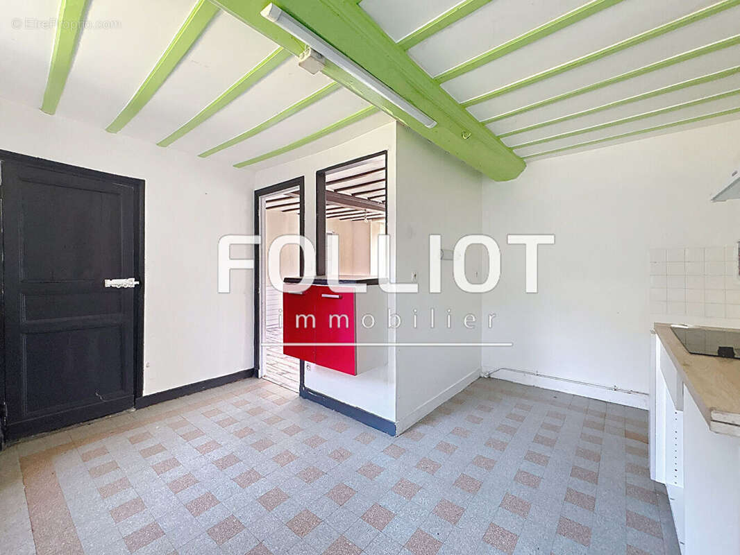 Maison à TESSY-SUR-VIRE