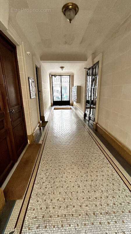 Appartement à PARIS-5E