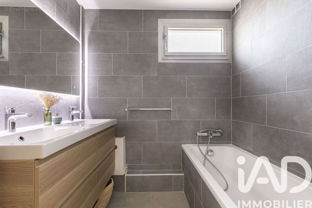 Photo 9 - Appartement à PUTEAUX