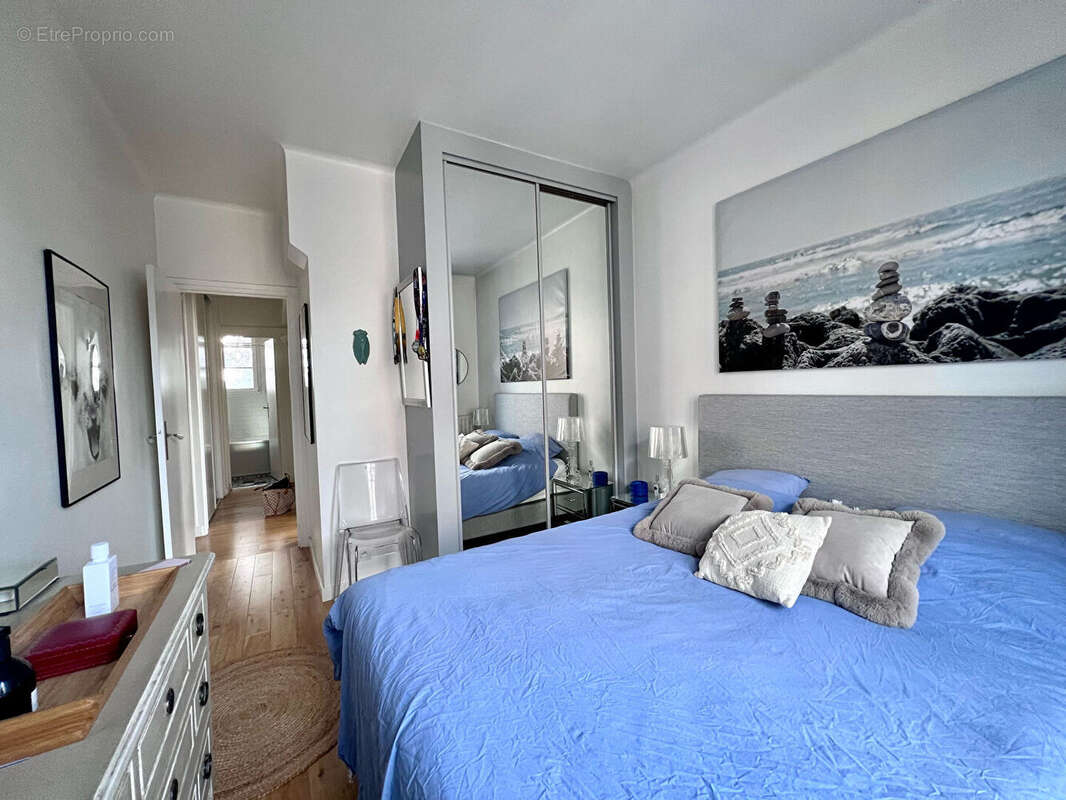 Appartement à SURESNES