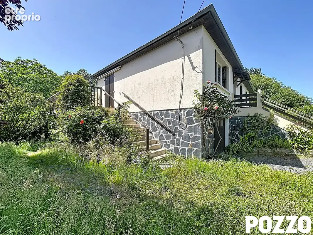 Maison Agon Coutainville, secteur hauteurs d'Agon, pavillon sur sous sol  sur élevé à rénover, terrain de 2217 m² 5 pièces 120 m - photo 15