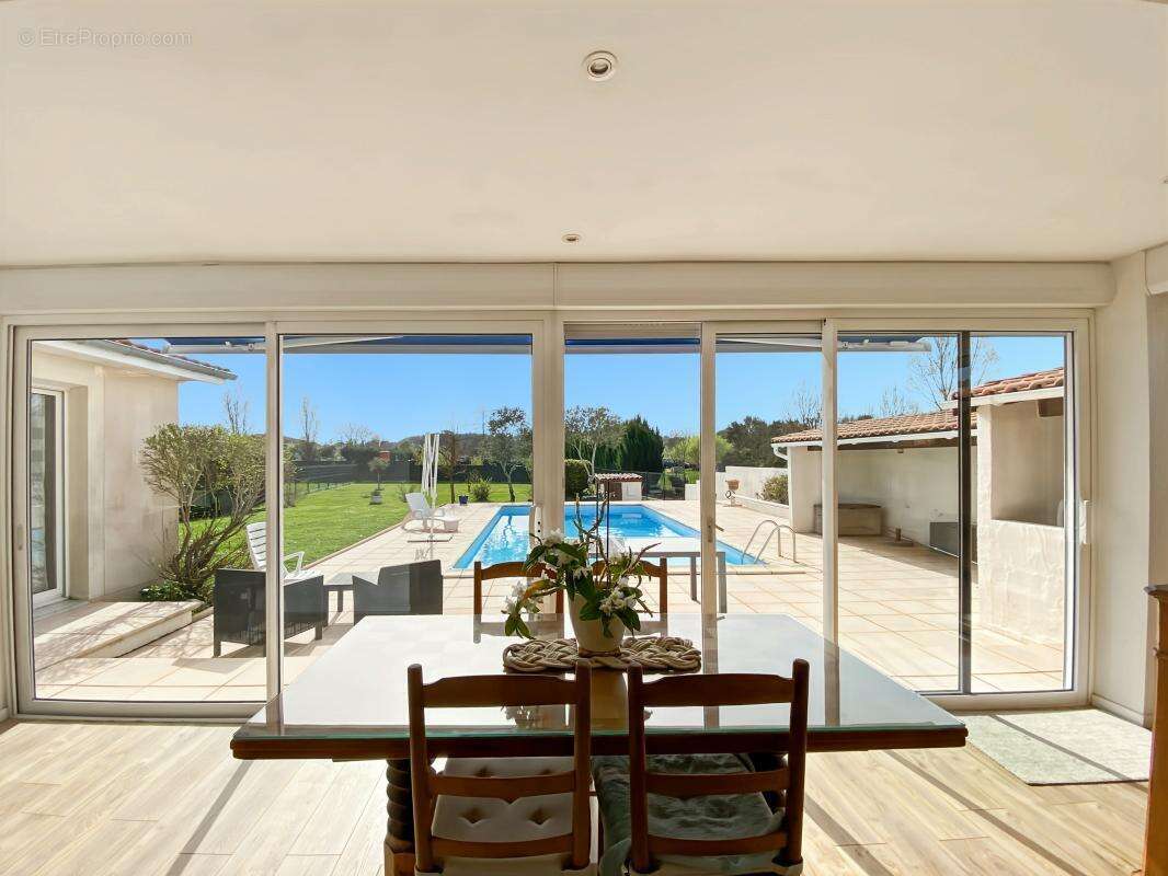 Maison à SAINT-LOUBES