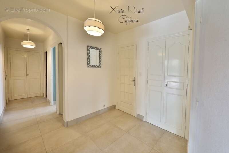 Maison à PONT-DE-VAUX