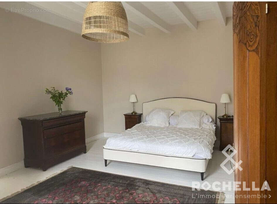 Maison 174 m² à Dampierre-Sur-Boutonne  - photo 6