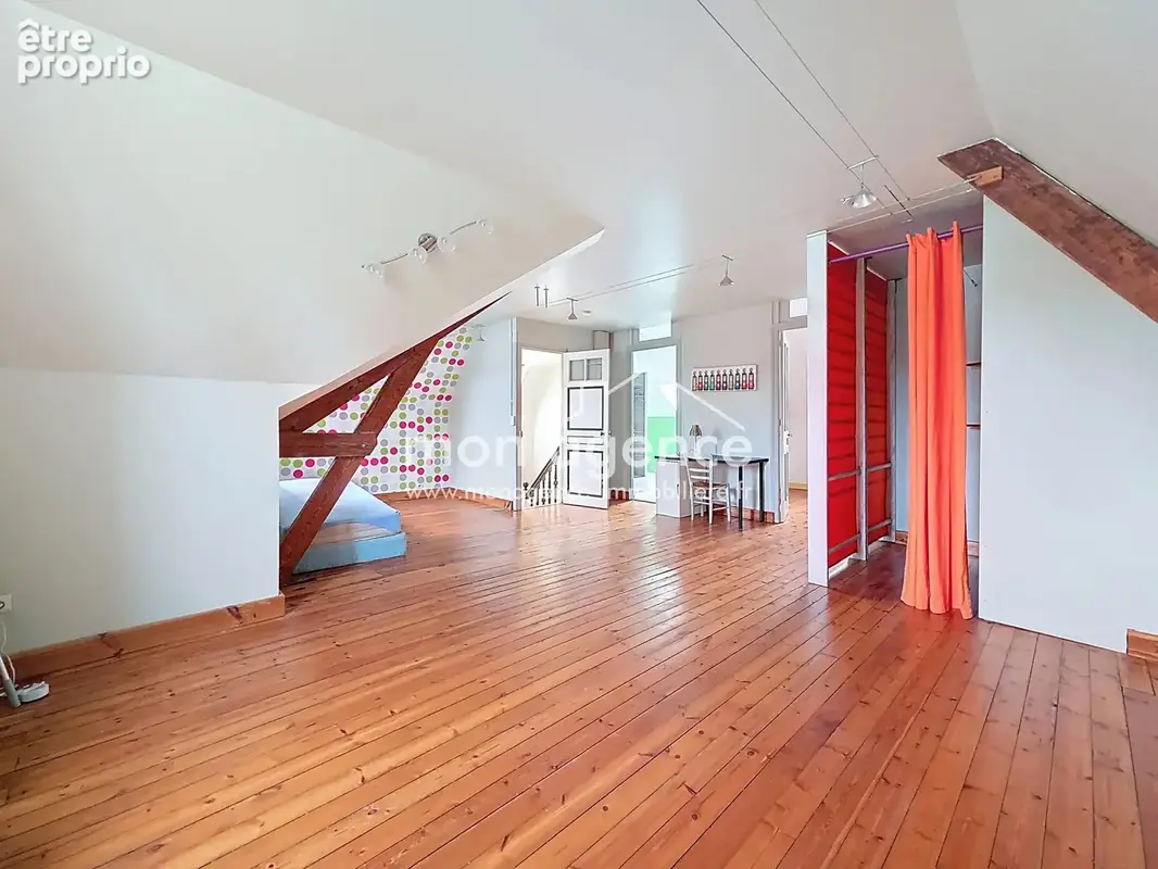 Propriété bourgeoise de caractère – Parc arboré de 2 437 m² – Environnement privilégié - photo 14