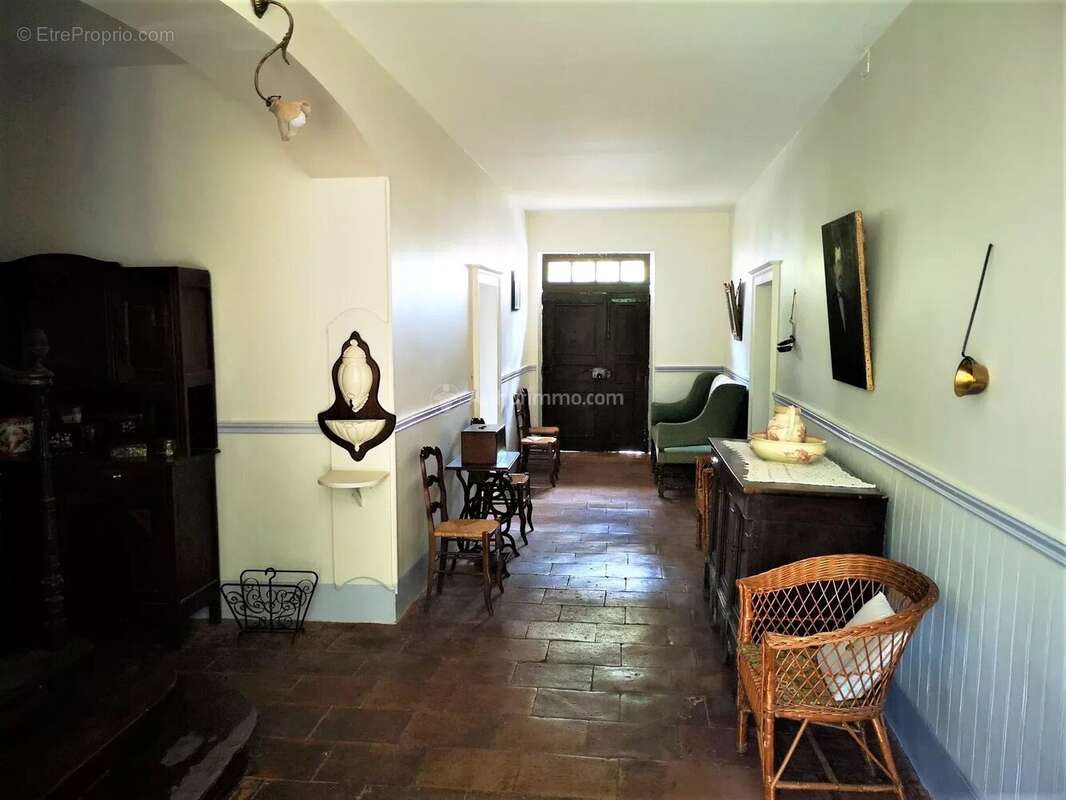 Maison à SAINT-JUERY