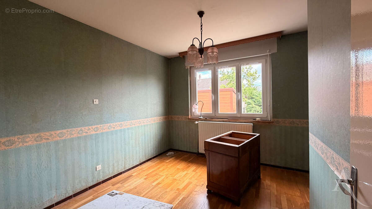 Maison Individuelle Dombasle Sur Meurthe 6 pièce(s) 117 m² et 162 m² au sol - photo 8