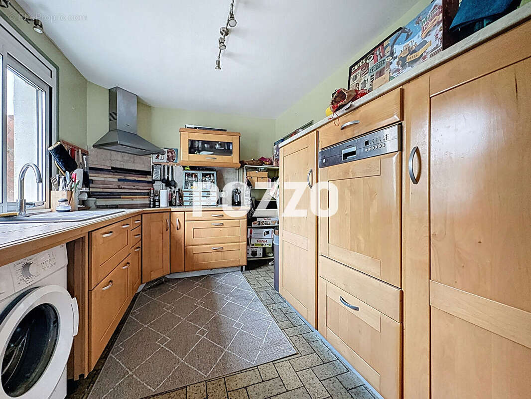 Maison 7 pièces (147 m²) à vendre à BRICQUEVILLE LA BLOUETTE - photo 8