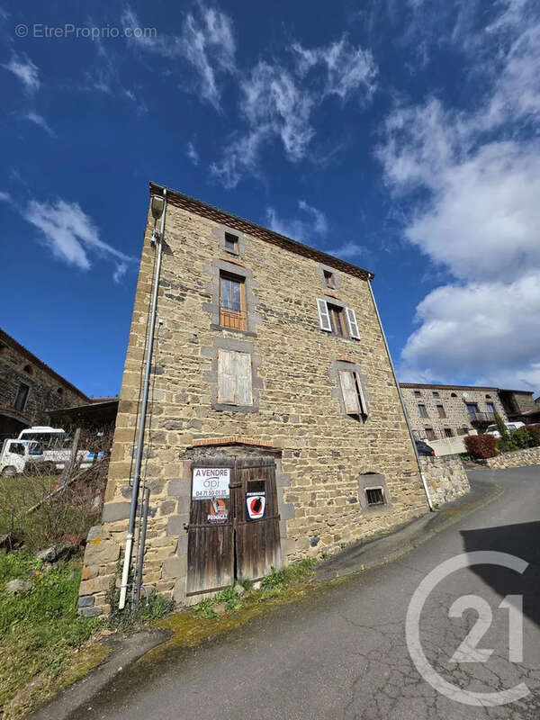 Maison à SALZUIT