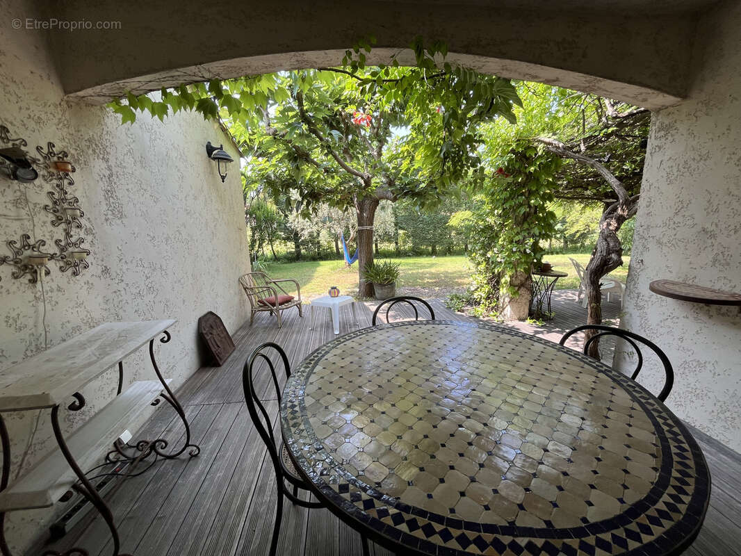 Autre à PUGET-SUR-ARGENS