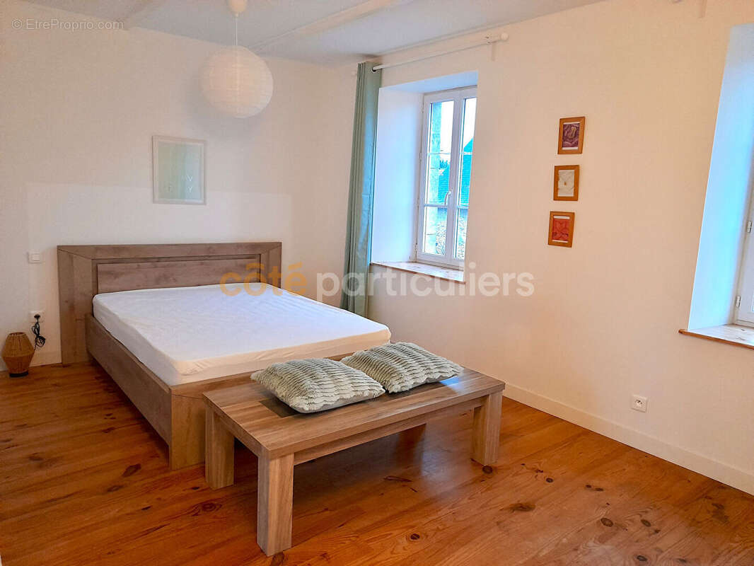Ensemble immobilier de 3 maisons et possibilité de 2 de plus - Heugueville-sur-Sienne - photo 9