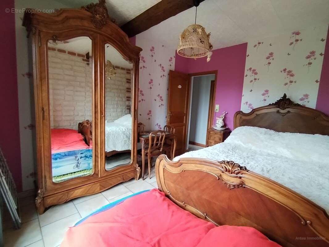 Maison à ESTISSAC
