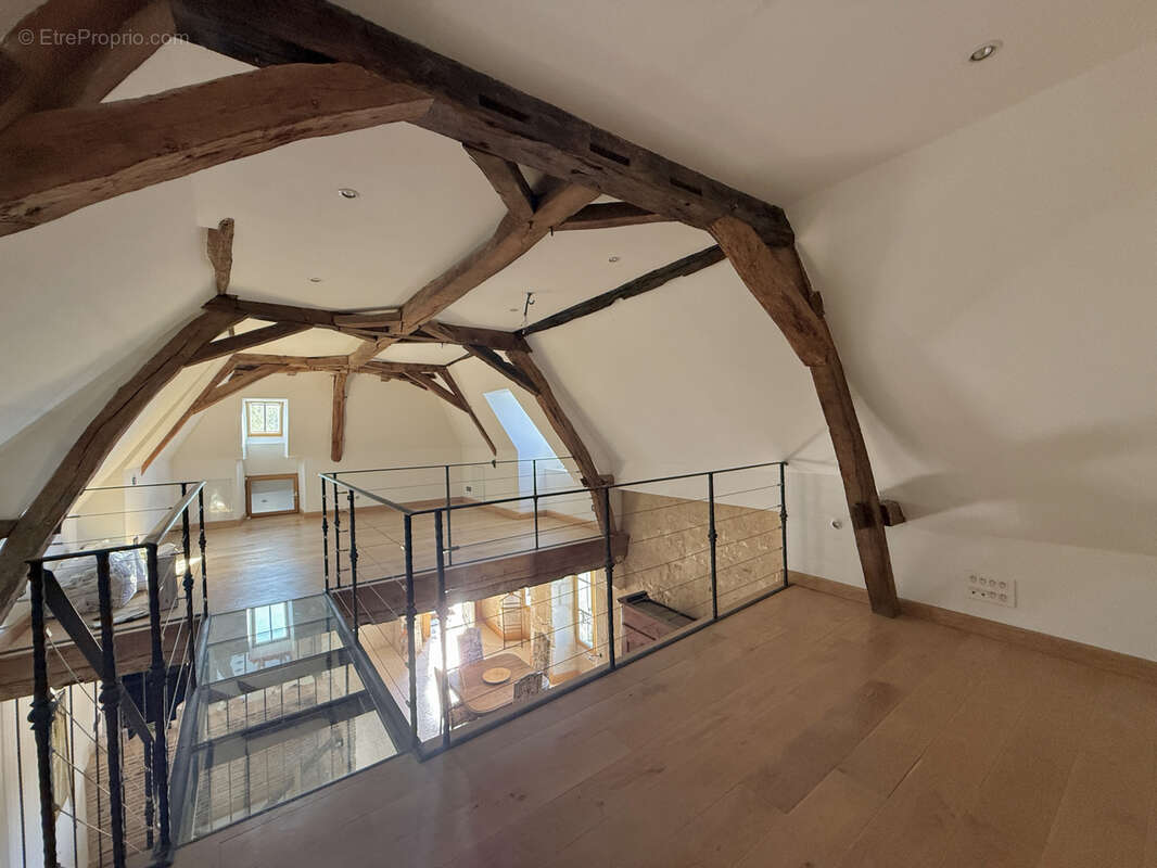Maison à ANGLES-SUR-L'ANGLIN