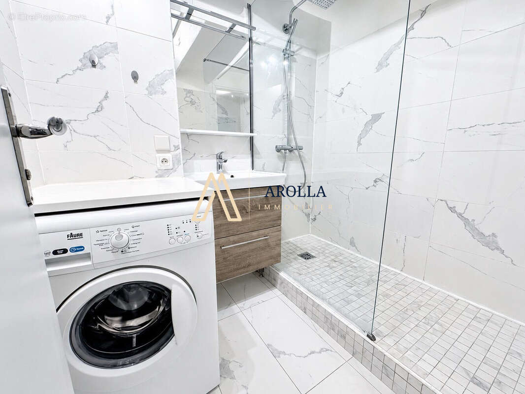 Appartement à PARIS-9E