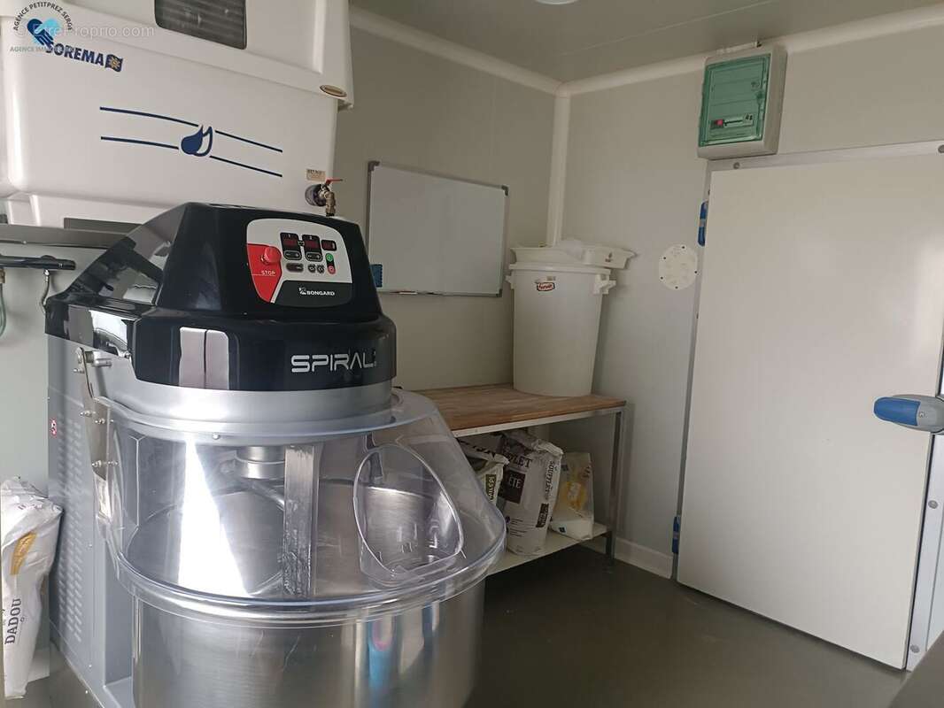 Commerce à SAINT-PAUL