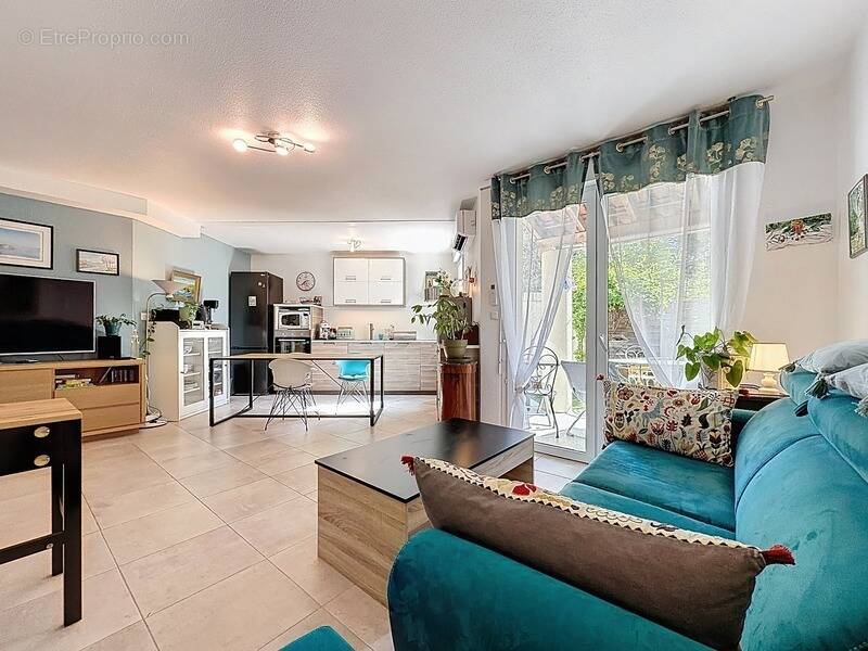 Appartement à SAINT-JEAN-DE-VEDAS