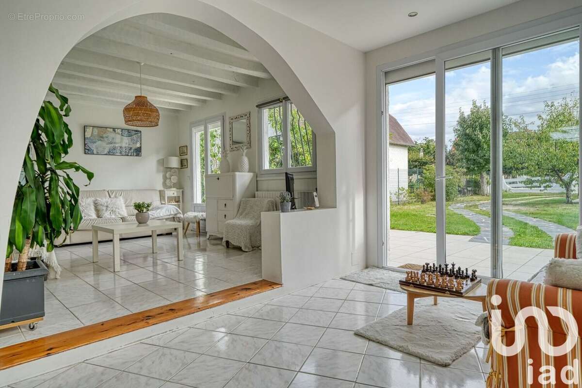 Photo 4 - Maison à EPONE